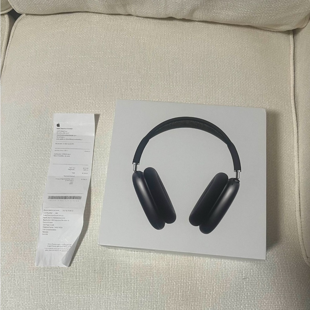 Apple air pod max space grey